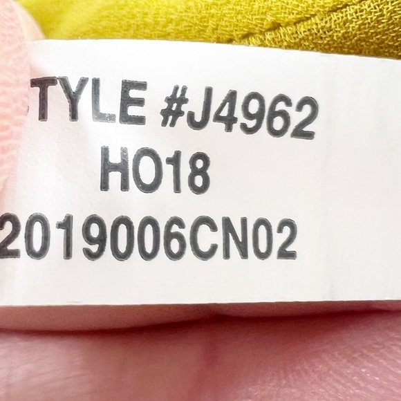 ✅ J.Crew Faux-wrap top in Vintage Gold velvet Size 10 Long Sleeve - Picture 5 of 7